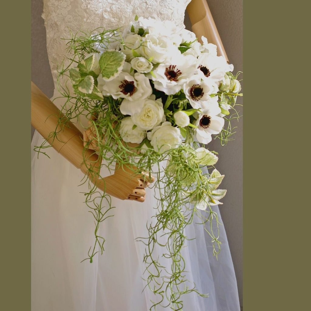 アネモネと白バラのブーケ – HanaSakie